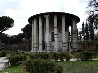 ローマの街中の遺跡