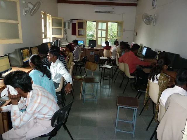 Computerraum in Srirampur
