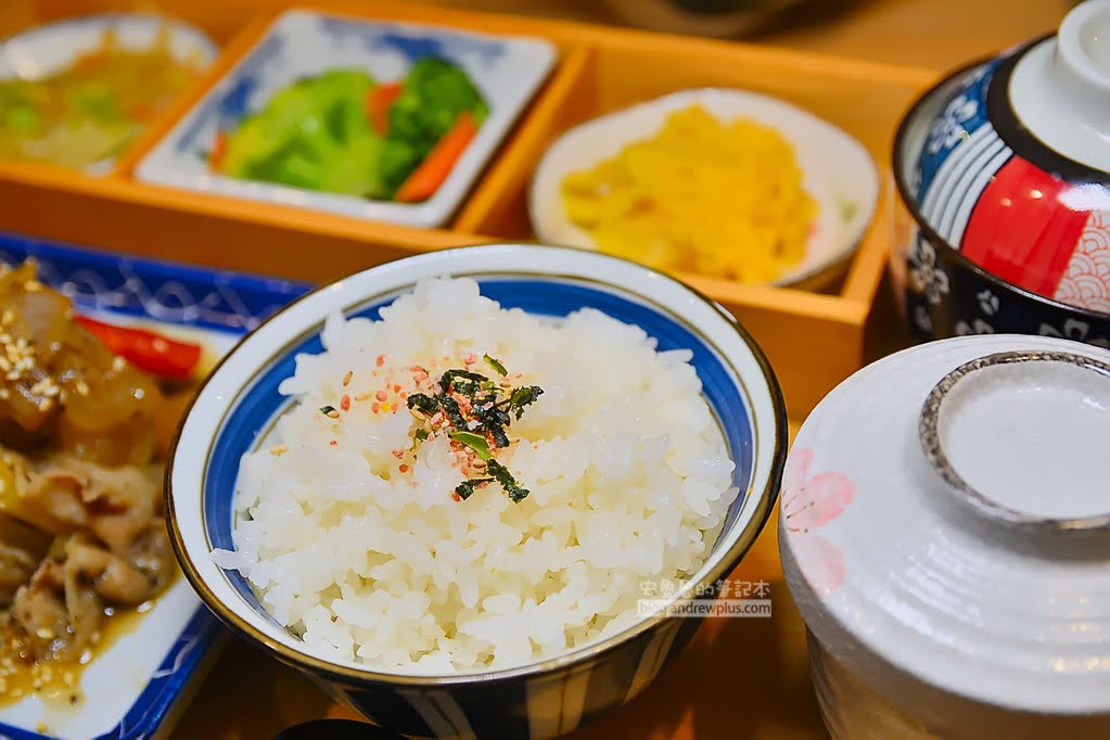 板橋日本料理推薦,板橋美食,板橋好吃親子丼