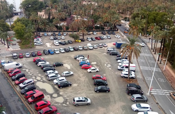 CONTIGO Elche solicita modificar el proyecto del Huerto de FACASA que eliminará muchas plazas de aparcamiento.