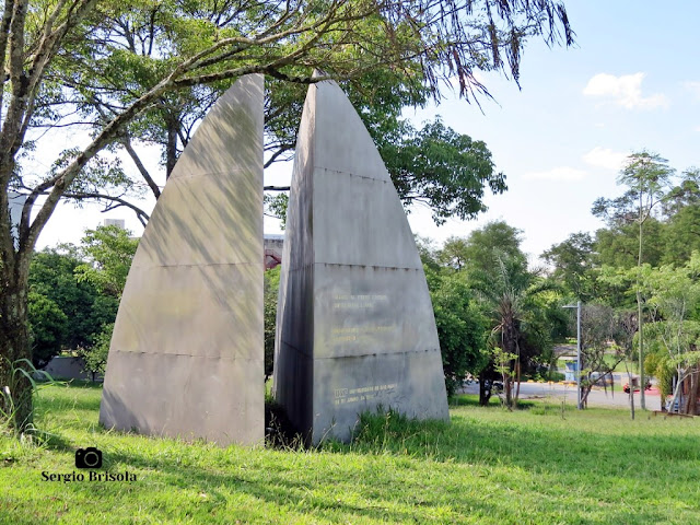 Fotocomposição com destaque para o Monumento à amizade entre Brasil e Japão na USP