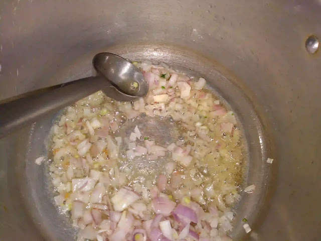Sauteing-Onions