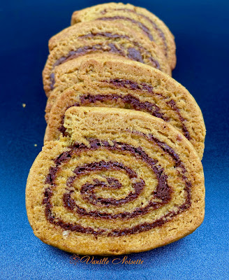 BISCUITS ROULÉS BEURRE DE CACAHUÈTES CHOCOLAT