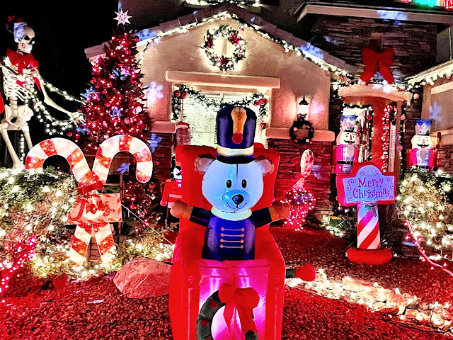 Candycanehousehenderson, Lasvegasholidayguide