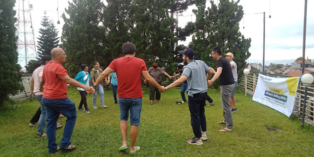 Outbound - Pengertian, Permainan, Tujuan serta Manfaat