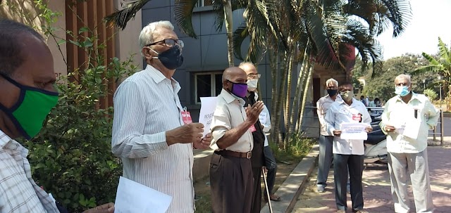 EPS 95 Minimum Pension Hike 7500+DA: EPS 95 Pensioners Dharna Protest in front of EPFO office, Submitted Memorandum to Prime Minister through RPFC.