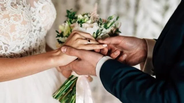Mahasiswi Korban Rudapaksa Oknum Guru Disuruh Damai Lalu Nikah dengan Pelaku, Sehari Dicerai