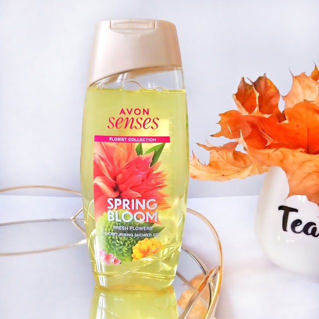 Avon Spring Bloom żel pod prysznic