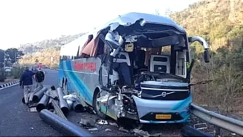 Volvo Bus Accident Sundernagar Mandi