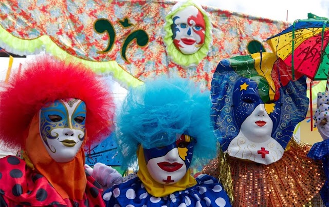 CARNAVAL DE BEZERROS TEM ORIGEM RURAL E TEVE INÍCIO NO SÉCULO 19 COM OS TRADICIONAIS PAPANGUS, CONTA HISTORIADORA E PESQUISADORA