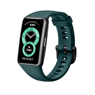 Fitness Band with SpO2 and heart rate monitor: Helps keep track of your health