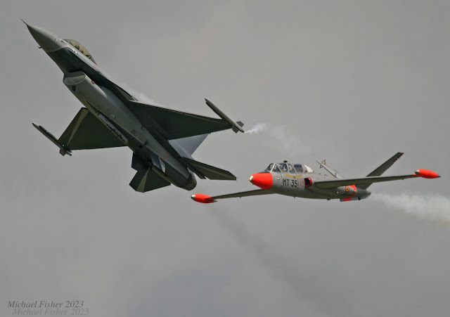 F-16 and Magister display 2007