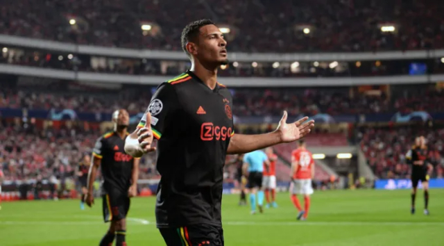 Prolific Haller scores at both ends as Ajax draw with Benfica 