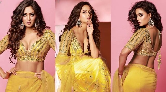 Shweta Tiwari Looks Glamourous In The Stunning Yellow. See Pictures!