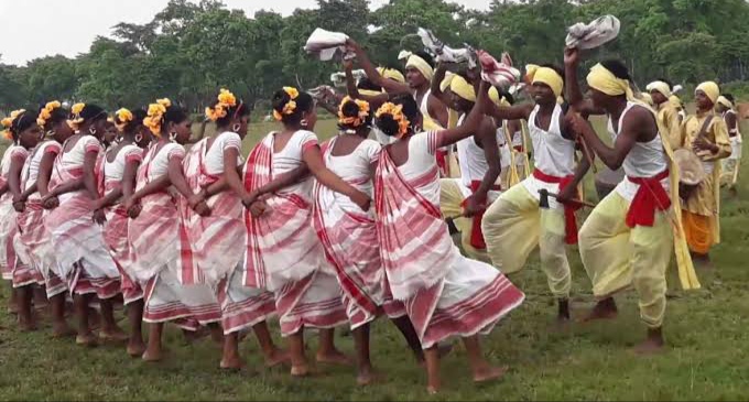 आदिवासी संस्कृति: मुण्डा आदिवासियों का नृत्य 