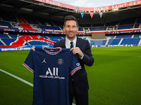Messi signs for Paris St Germain after leaving Barcelona.
