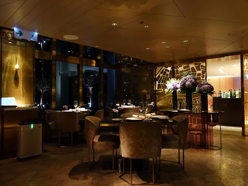 ÉPURE French fine-dining Michelin starred restaurant Harbour City Hong Kong