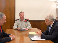 Netanyahu after meeting Lapid: I'm more worried than before