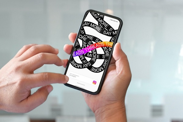 علامة زرقاء على Instagram Thread
