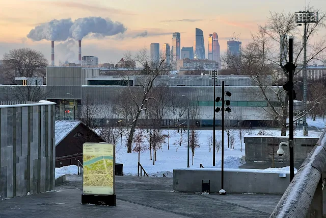 Ленинский проспект, Парк Горького, Музей современного искусства «Гараж»