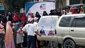 Sobat Erick Thohir Sumatera Barat Bagikan Sembako ke Warga Solok