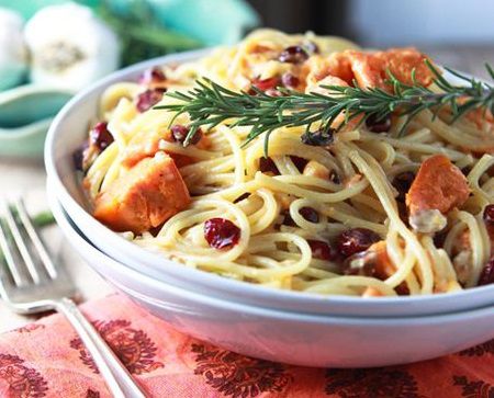 Autumn Pasta with Sweet Potatoes, Cranberries and Hazelnuts Recipe