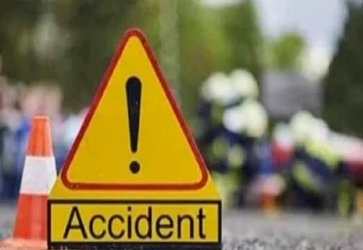 Road Accident In Bilaspur Chhattisgarh, बिलासपुर शहर में हुई भीषण सड़क हादसा : बाइक सवार दोनो युवको की मौत