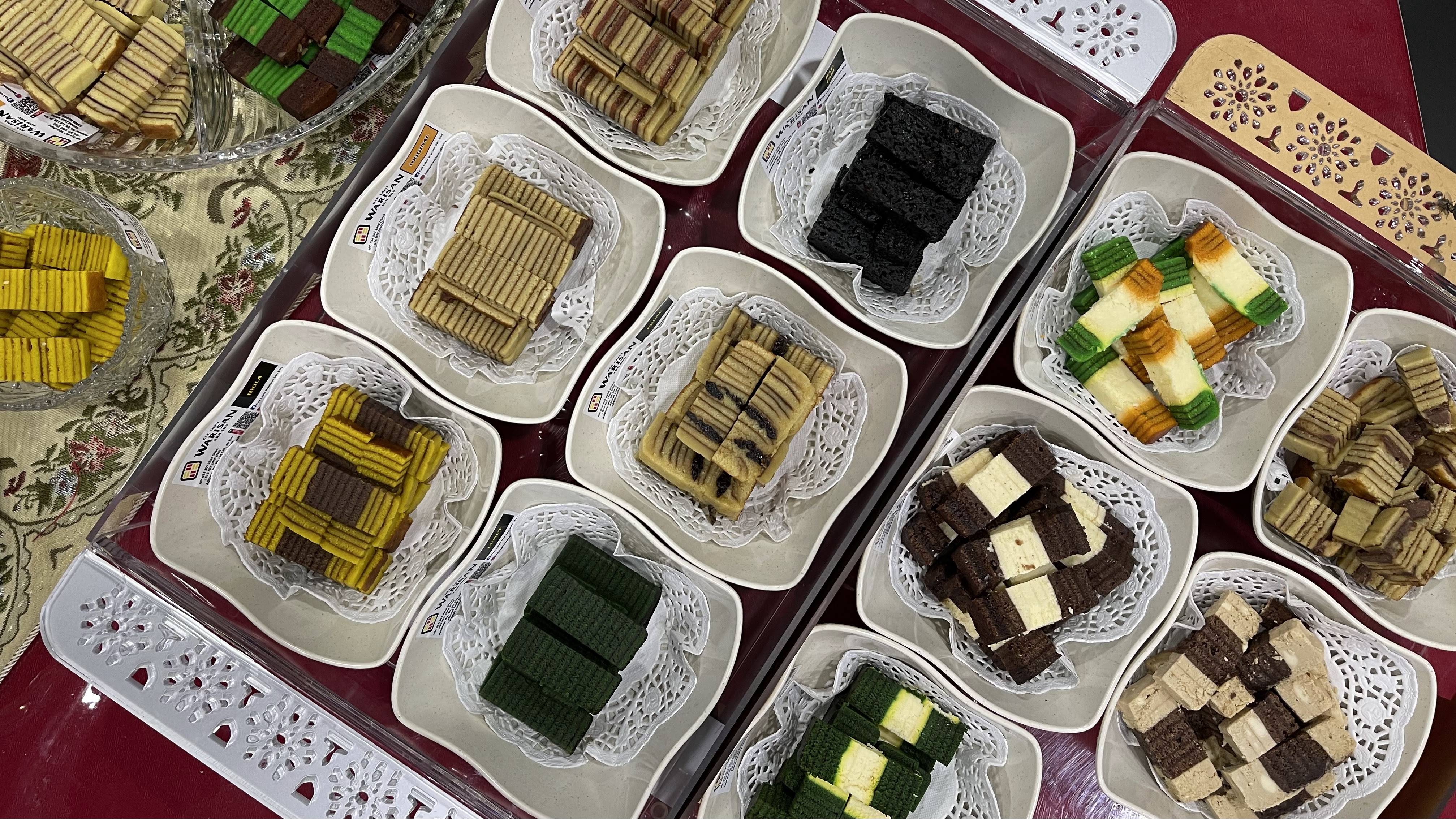 KEK LAPIS WARISAN SDN BHD TAWAR KEK LAPIS SARAWAK PREMIUM DAN SEDAP!