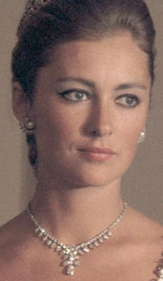 diamond necklace tiara queen paola belgium