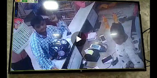 यथार्थ मेडिकल स्टोर रुहट्टा से युवक का मोबाइल चोरी, घटना सीसीटीवी कैमरे में कैद | #NayaSaberaNetwork