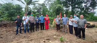 Launching dan pelaksanaan ritual adat pembangunan Sanggau Ledo - Dawar