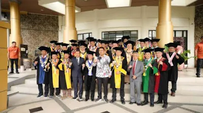Orasi Ilmiah, Vasko Ruseimy Minta UNP Hasilkan Entrepreneur