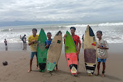 Kontes Surfing Gaet Pengunjung Wisatawan Asing ,Atlet Sukabumi Siap kan Diri Ikuti Kontes di Bali