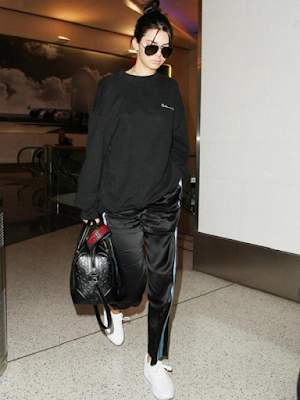 Outfit Monokrom ala Kendall Jenner