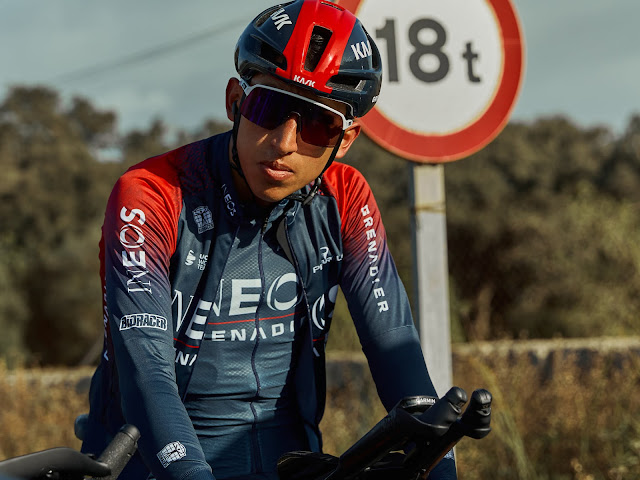 Egan Bernal se acidentou e precisou passar por cirurgias