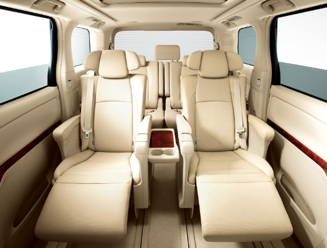 Mobil-bekas-murah-Toyota-Alphard-Interior