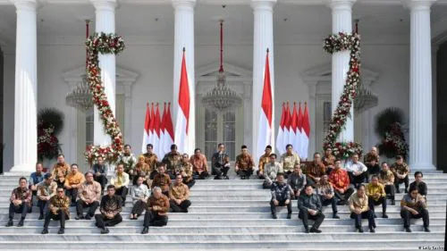 Santer Isu Reshuffle Kabinet: Listyo dan Moeldoko Ditarik ke Istana, Chatib Basri jadi Menkeu