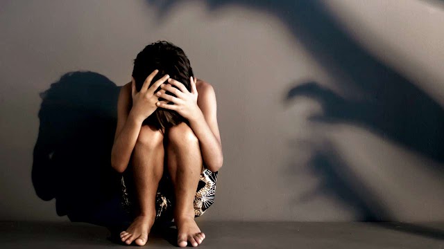  अल्पवयीन मुलीवर 10 जणांचा आळीपाळीने सामूहिक बलात्कार, 7 जणांना अटक तर 3 फरार