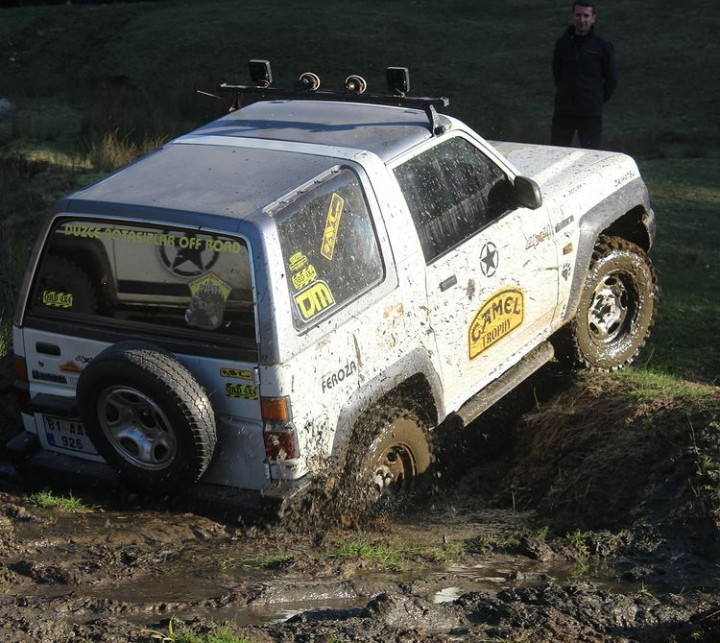 Modifikasi Feroza offroad warna putih