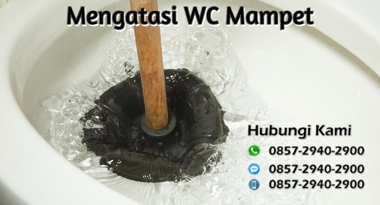 memperbaiki wc mampet di Pakis Magelang