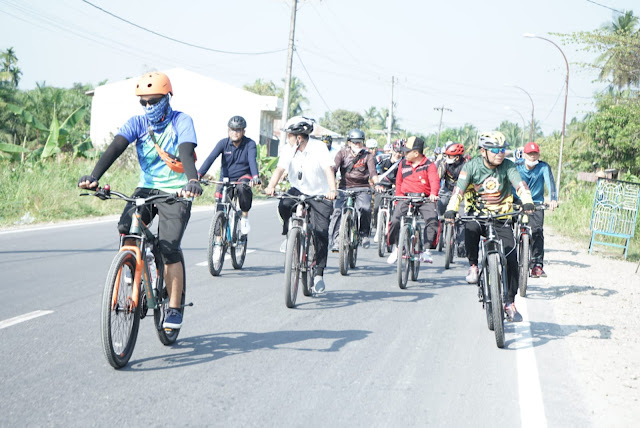 Bupati Gowes bersama OPD dan  Komunitas Sepeda