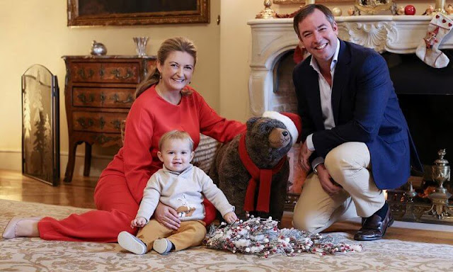 Prince Guillaume, Princess Stephanie and Prince Charles, wish you a Merry Christmas. Natan Perine blouse and Piano trousers