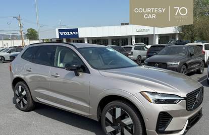 New 2025 Volvo XC60 Plug-In Hybrid Plus