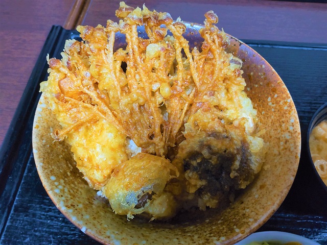 佐倉天然温泉　澄流　旬のキノコ天丼