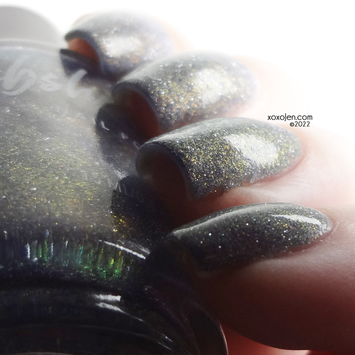 xoxoJen's swatch of KBShimmer Drawn To You