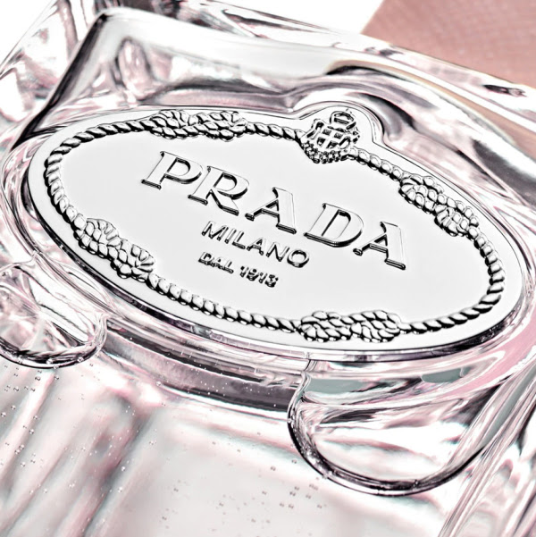 prada-infusion-de-rose-frasco