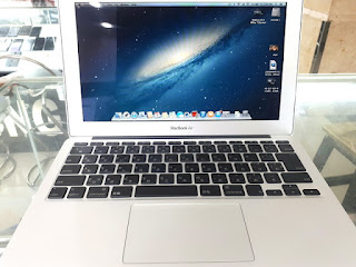 Laptop MacBook Air Late 2010 11" A1370 Core 2 Duo 1.4GHz RAM 4GB SSD 64GB Seken