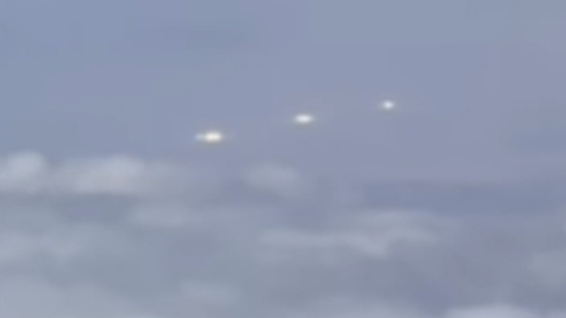 These 3 UFOs prove that Alien's exist on Earth.