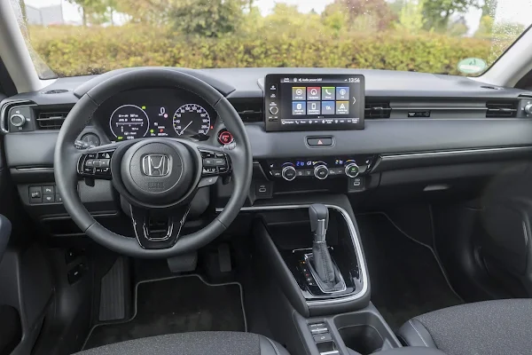 Novo Honda HR-V 2022 híbrido agrada em testes por design e economia
