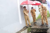Hujan deras guyur Kota Manado di Awal tahun 2022 , Walikota gerak cepat turlap Lokasi Drainase